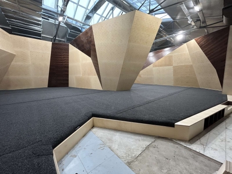 Climbing District