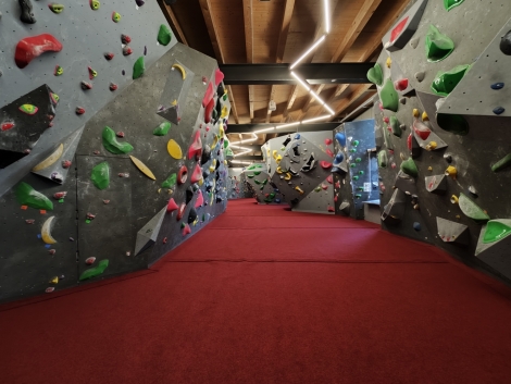 GRIFFIG Kletterhalle